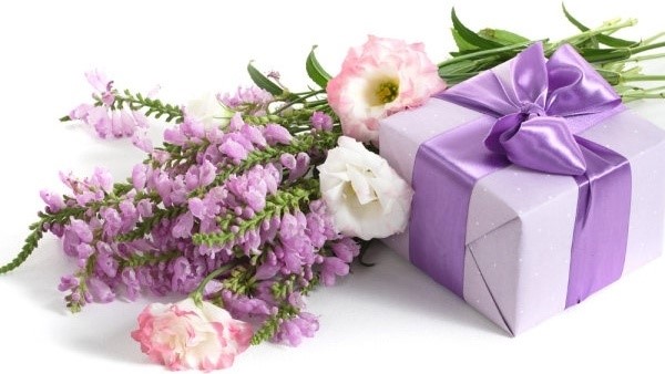 How to Send Flowers and Gifts Online?